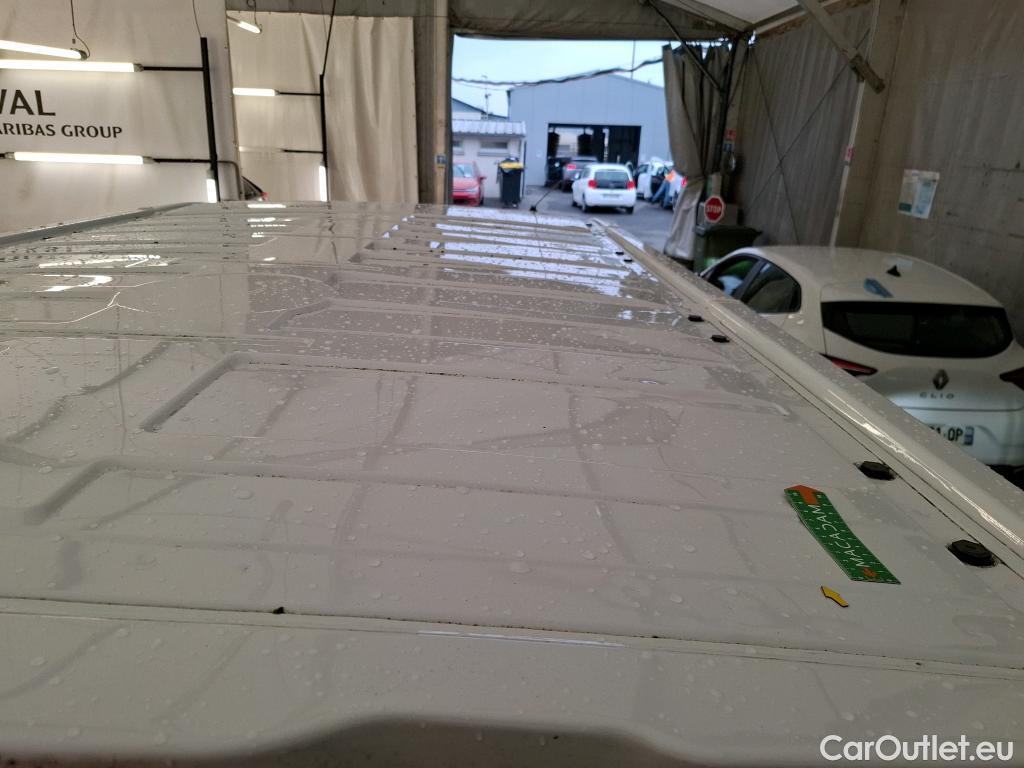  Renault  Trafic RENAULT   2019  4P  Fourgon tole FG GCF L1H1 1000 dCi 120 #1