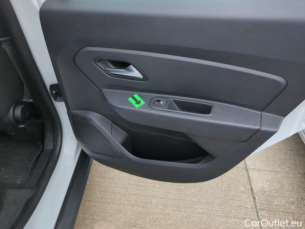  Dacia  Duster 1.5 Blue dCi 115CP Comfort 4WD #53