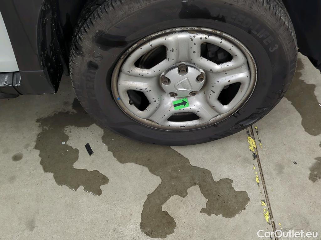  Dacia  Duster 1.5 Blue dCi 115CP Comfort 4WD #7