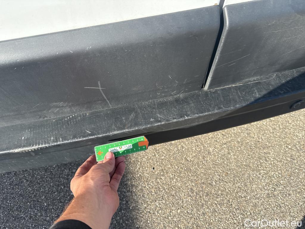  Renault  Master  III Fourgon L2H2 3 5 Grand Confort dCi #25