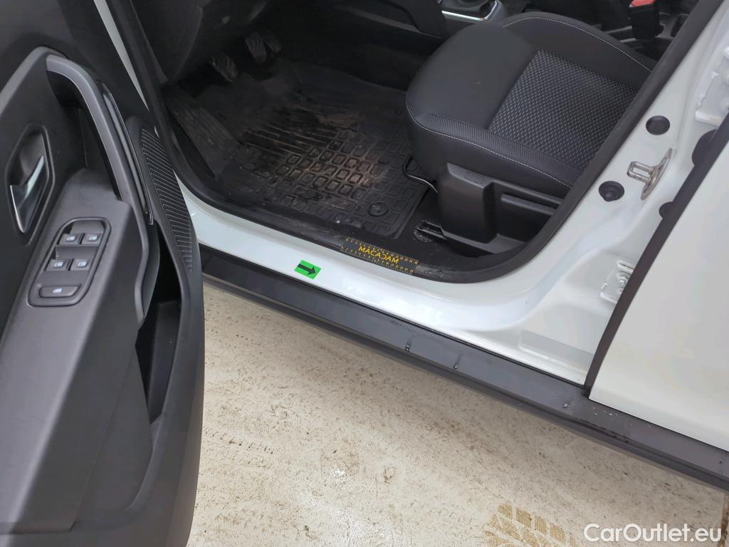  Dacia  Duster 1.5 Blue dCi 115CP Comfort 4WD #31
