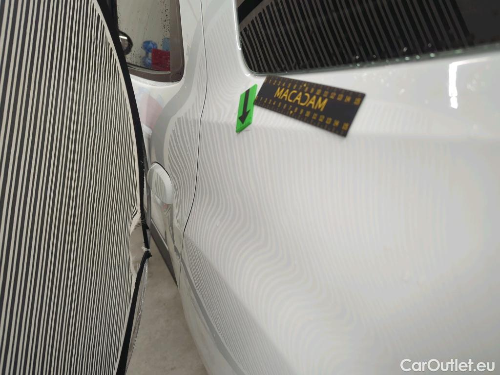  Dacia  Duster 1.5 Blue dCi 115CP Comfort 4WD #8