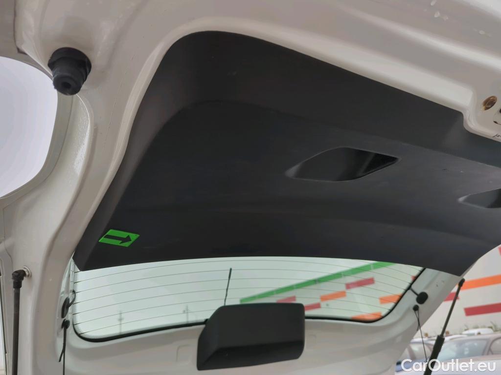  Dacia  Duster 1.5 Blue dCi 115CP Comfort 4WD #55