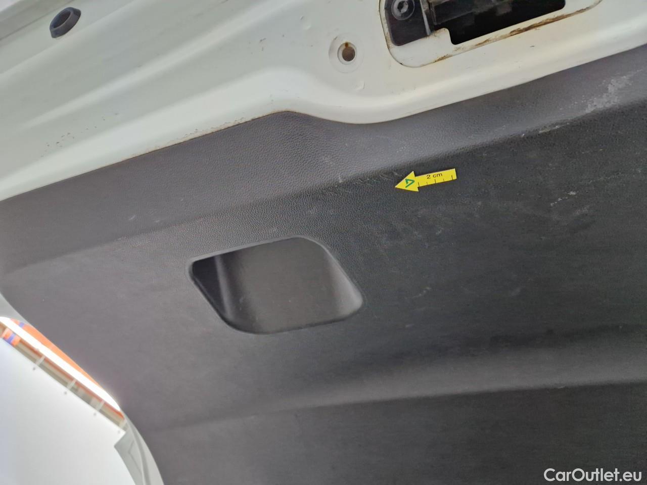  Dacia  Duster 1.5 Blue dCi 115CP Comfort 4WD #37