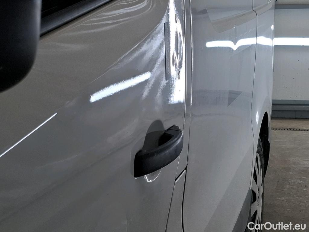  Renault  Trafic  Furgon Grand Confort L1H1 1000 1.6 dCi 120CV BVM6 E6 #42