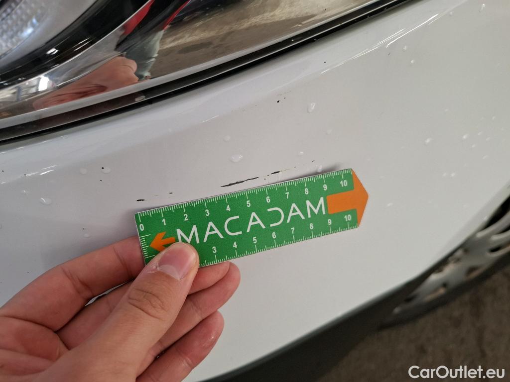  Renault  Trafic RENAULT   2019  4P  Fourgon tole FG GCF L1H1 1000 dCi 120 #24