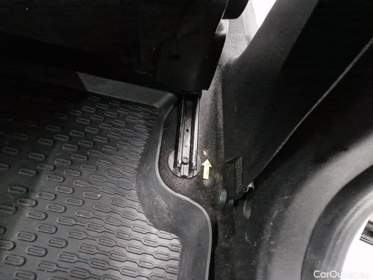  Dacia  Duster 1.5 Blue dCi 115CP Comfort 4WD #41