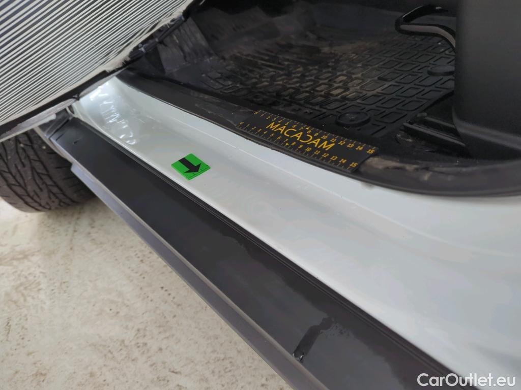  Dacia  Duster 1.5 Blue dCi 115CP Comfort 4WD #32