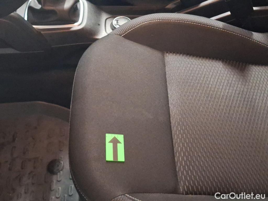  Dacia  Duster 1.5 Blue dCi 115CP Comfort 4WD #22