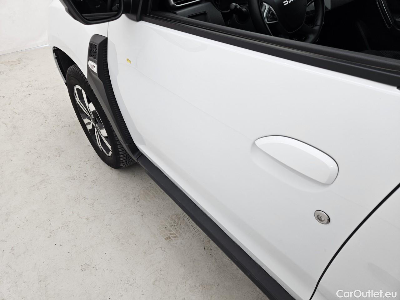  Dacia  Duster 1.3 TCe 150CP Journey Plus 4x4 #2