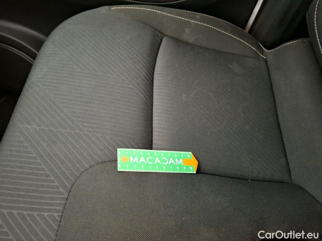  Renault  Trafic RENAULT   2019  4P  Fourgon tole FG GCF L1H1 1000 dCi 120 #35