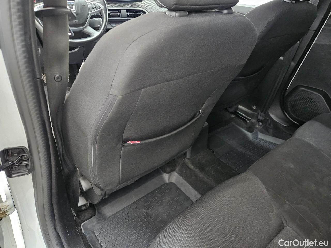  Dacia  Logan 1.0 TCe 90CP Comfort MT6 #36