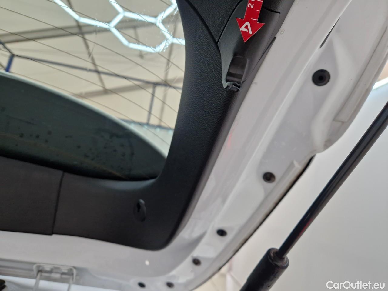  Ford  Puma 1.0 EcoBoost mHEV 125CP Titanium #37