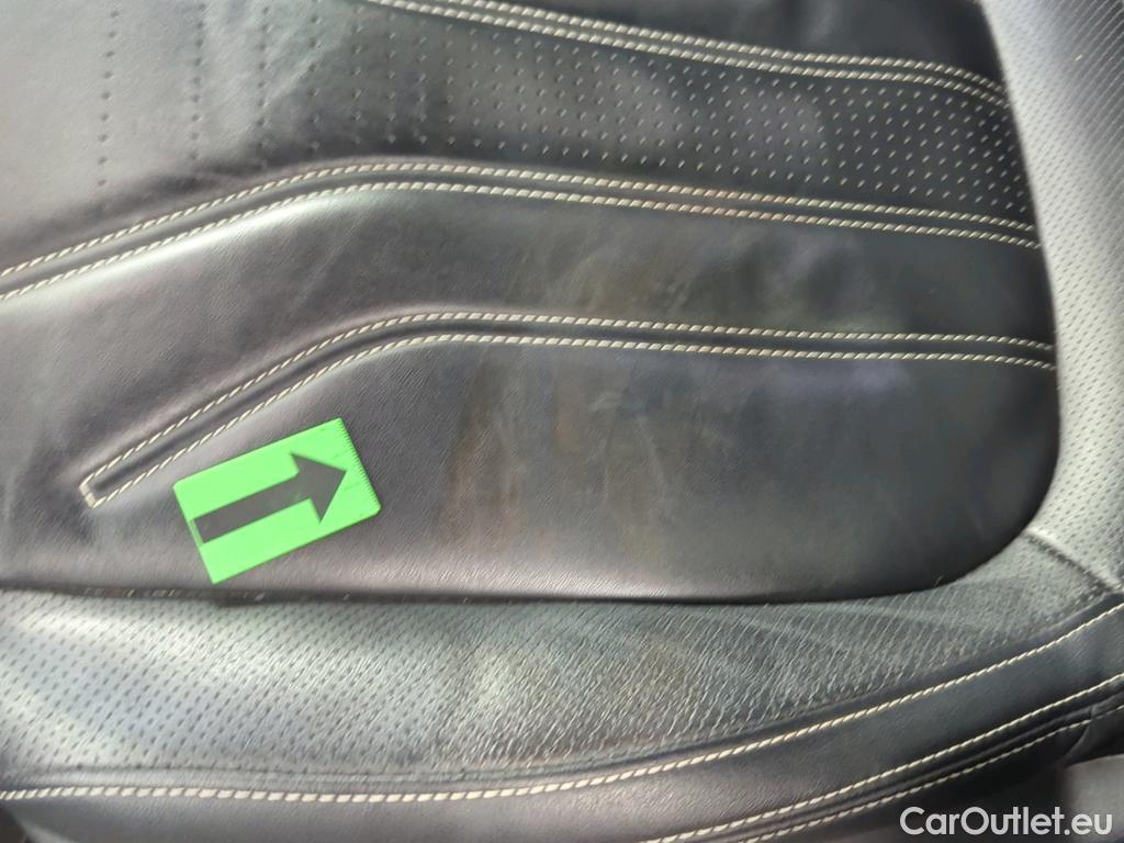  Ford  Kuga 2.5 Duratec FHEV 190CP Vignale CVT AWD #2