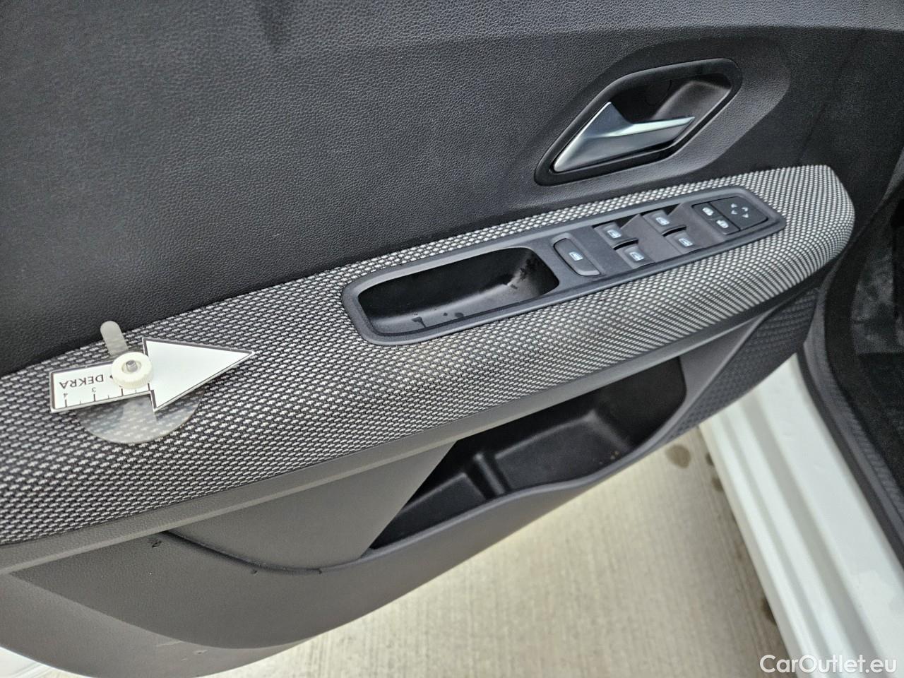  Dacia  Logan 1.0 TCe 90CP Comfort MT6 #27