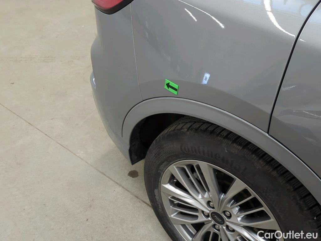  Ford  Kuga 2.5 Duratec FHEV 190CP Vignale CVT AWD #11