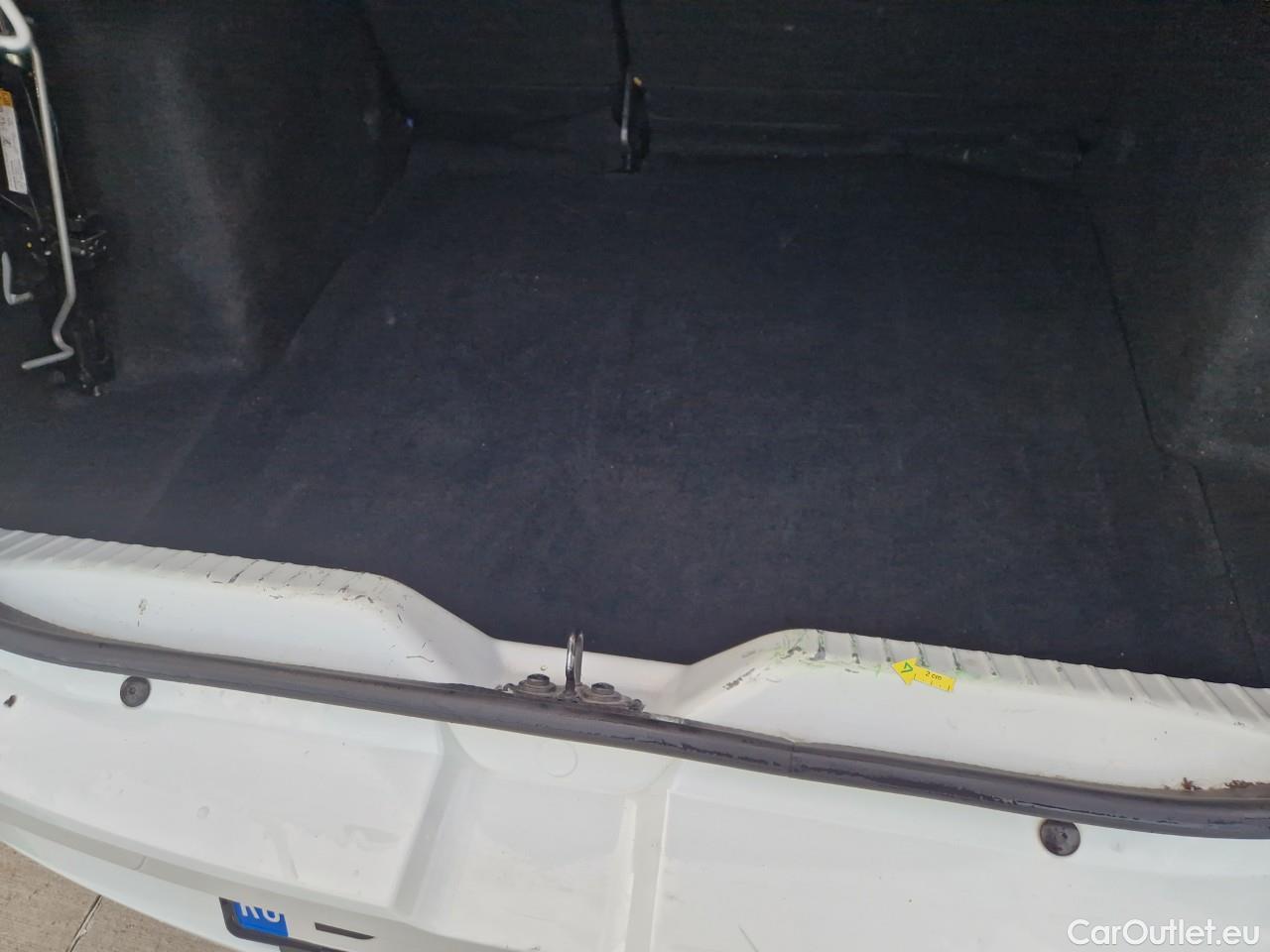  Dacia  Logan 1.0 TCe 90CP Comfort MT6 #48