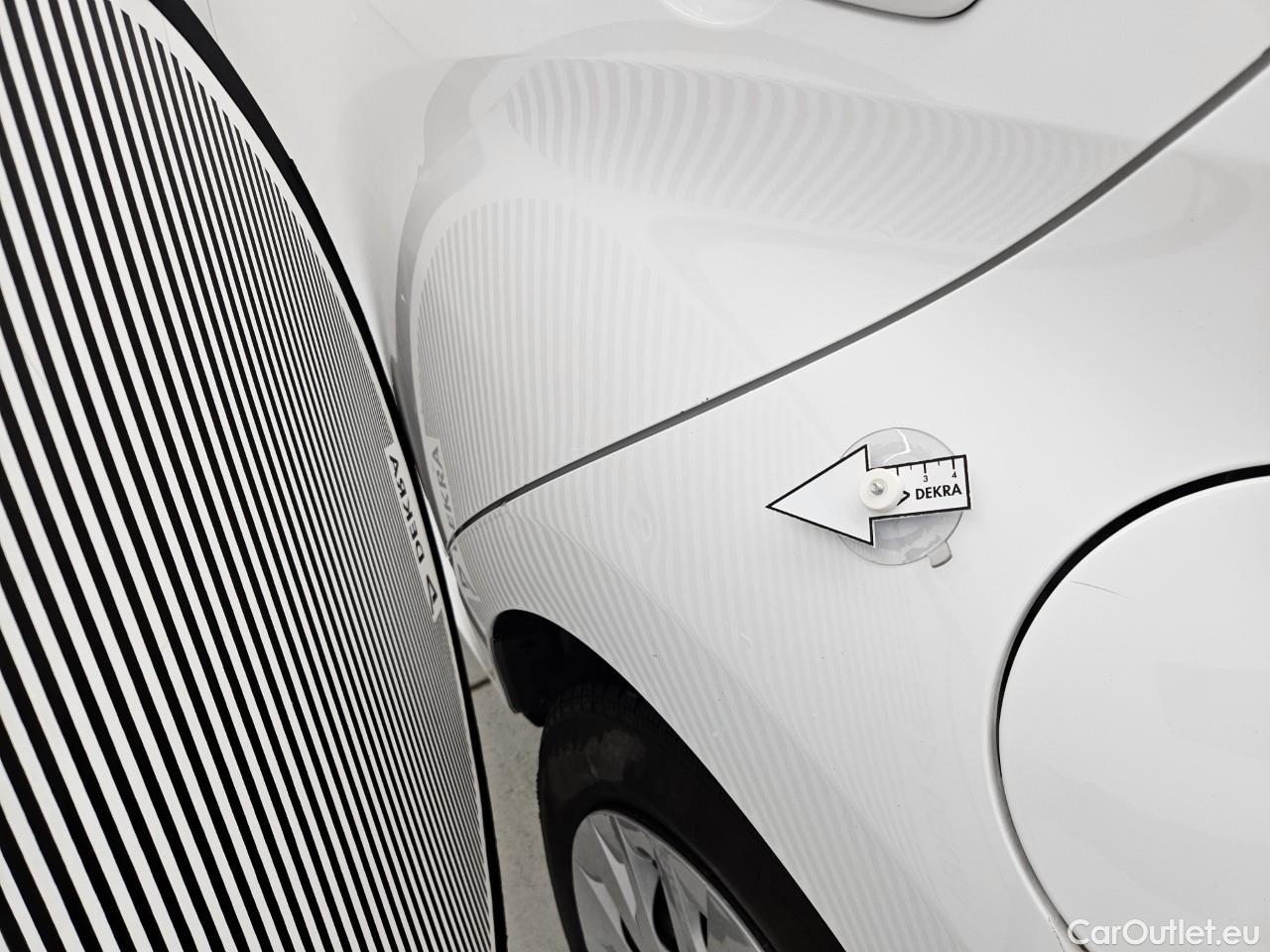  Toyota  Yaris 1.5 Hybrid Eco HYB Auto #19