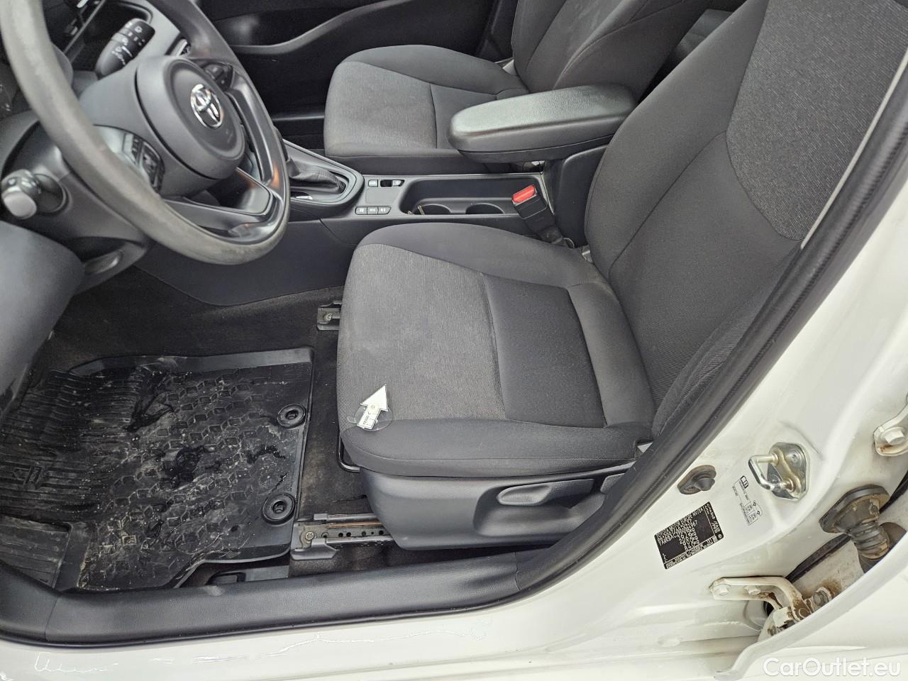  Toyota  Yaris 1.5 Hybrid Eco HYB Auto #26