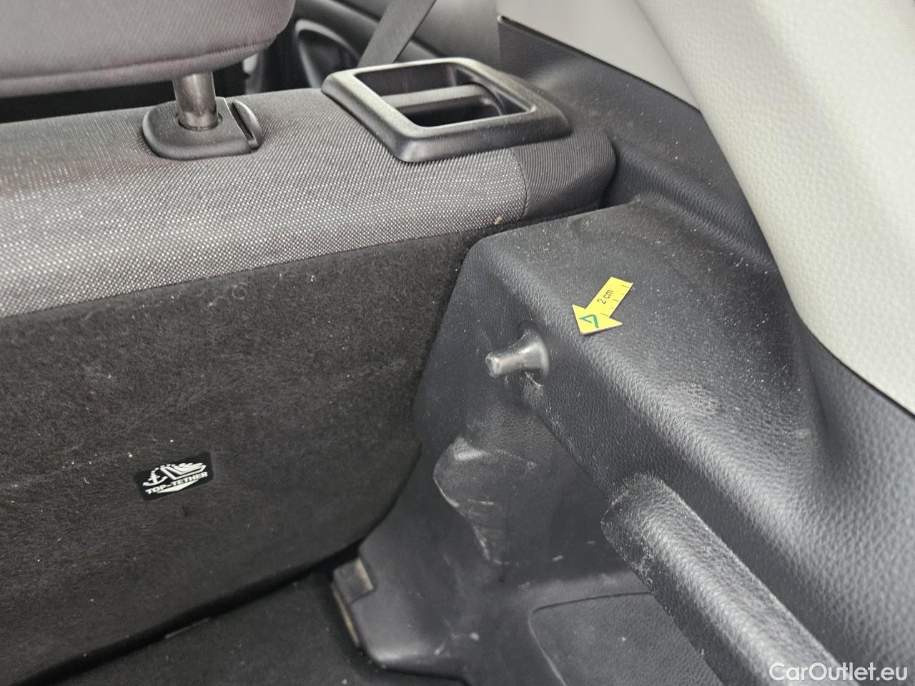  Toyota  Yaris 1.5 Hybrid Eco HYB Auto #2