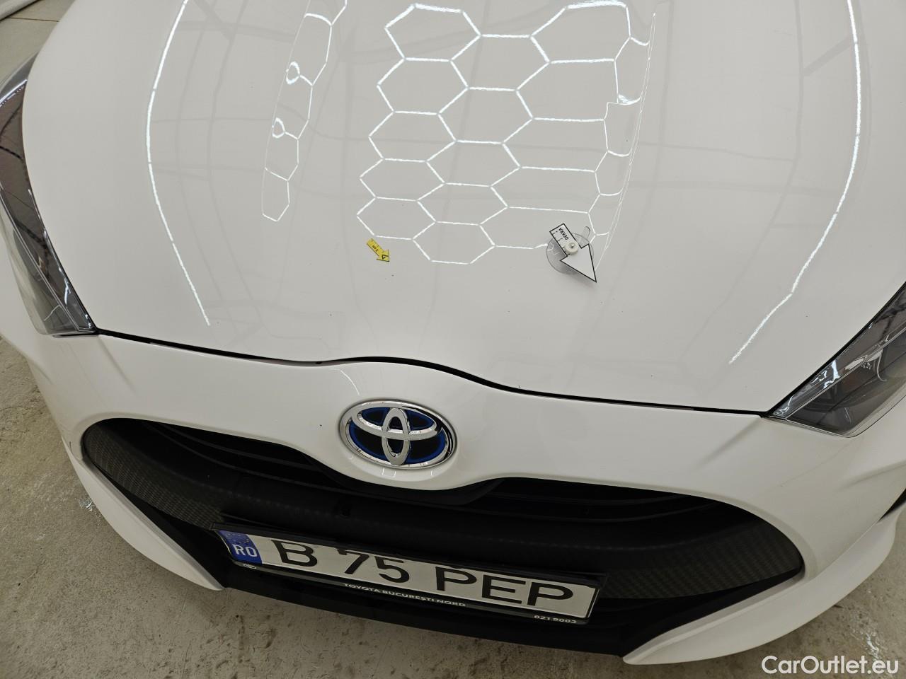  Toyota  Yaris 1.5 Hybrid Eco HYB Auto #16