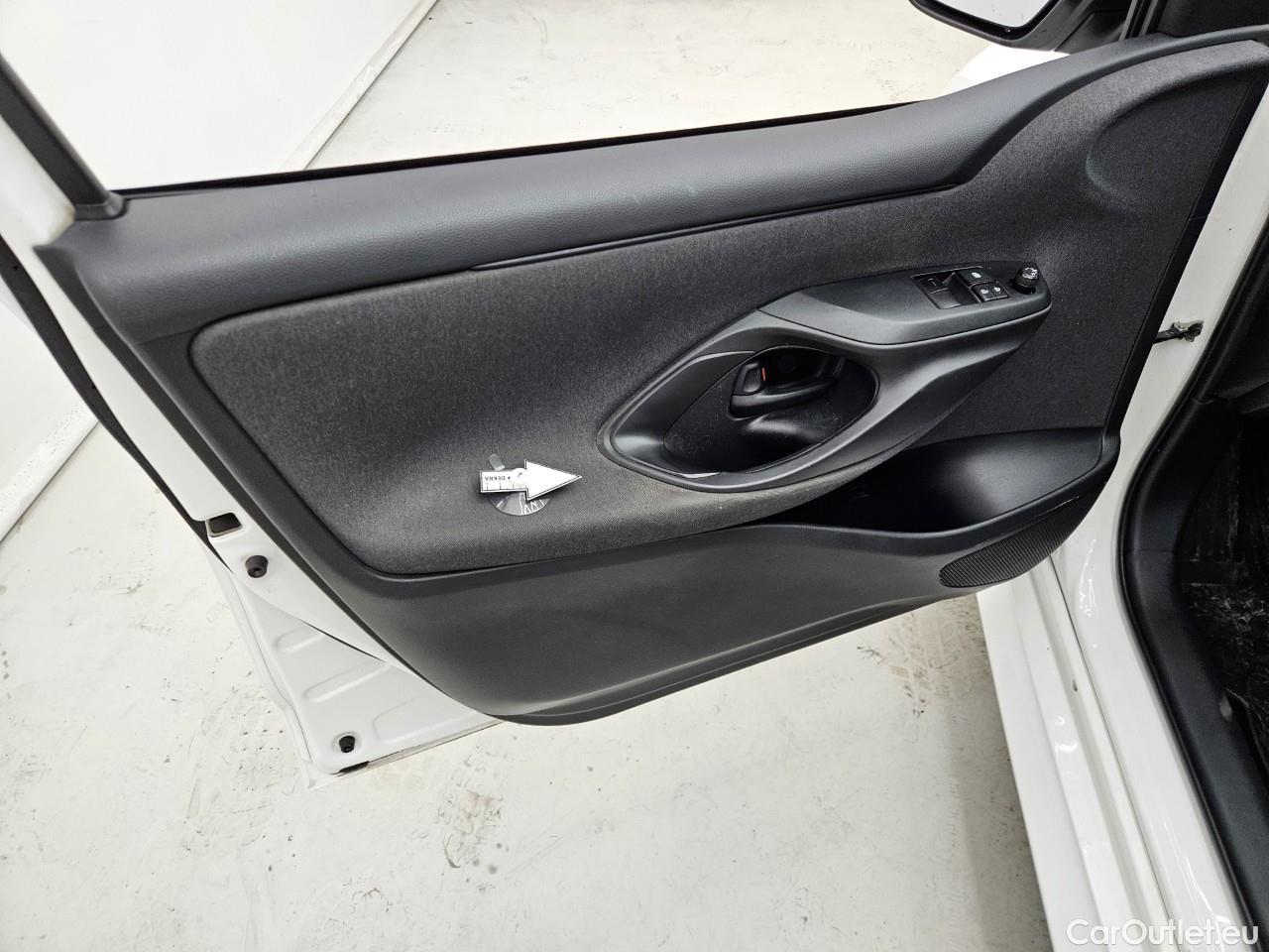  Toyota  Yaris 1.5 Hybrid Eco HYB Auto #25