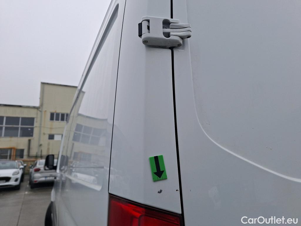  Mercedes  Sprinter 314 CDI FWD MWB HRF #37