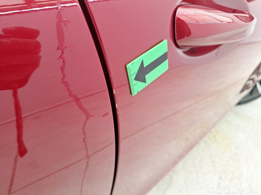  Mercedes  CLA-Klasse CLA 200 Coupé DCT #24