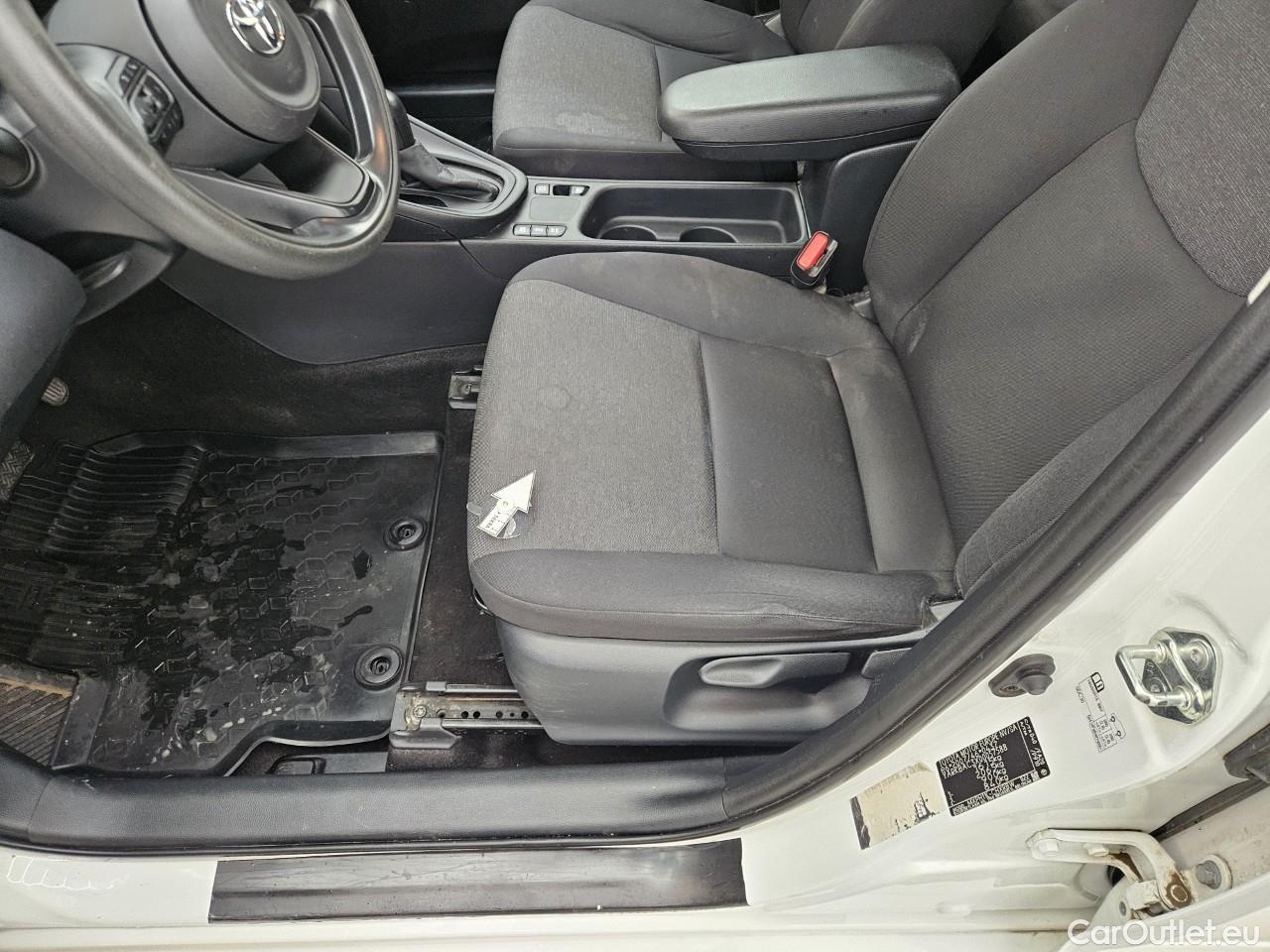  Toyota  Yaris 1.5 Hybrid Eco HYB Auto #37