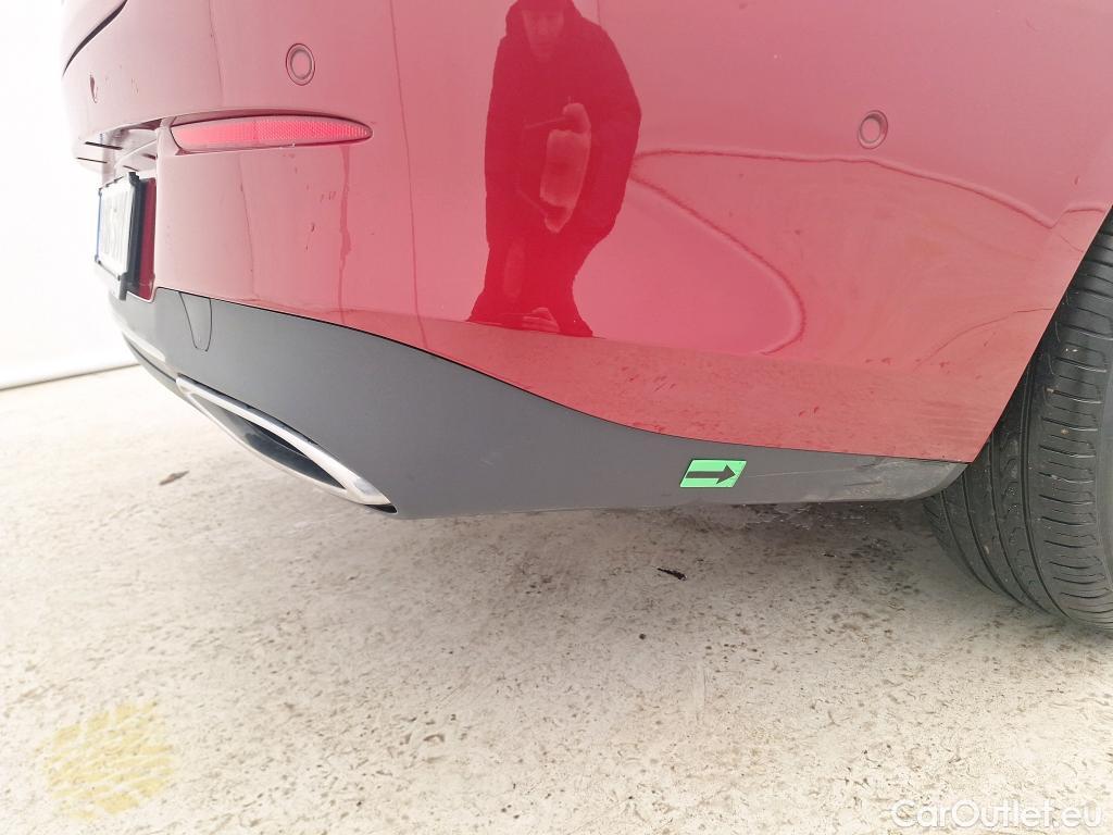  Mercedes  CLA-Klasse CLA 200 Coupé DCT #3