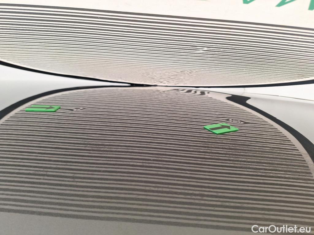  Peugeot  2008 1.2 PureTech 130CP Active Auto STT #4