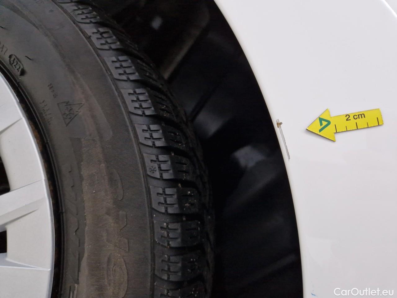  Toyota  Yaris 1.5 Hybrid Eco HYB Auto #16