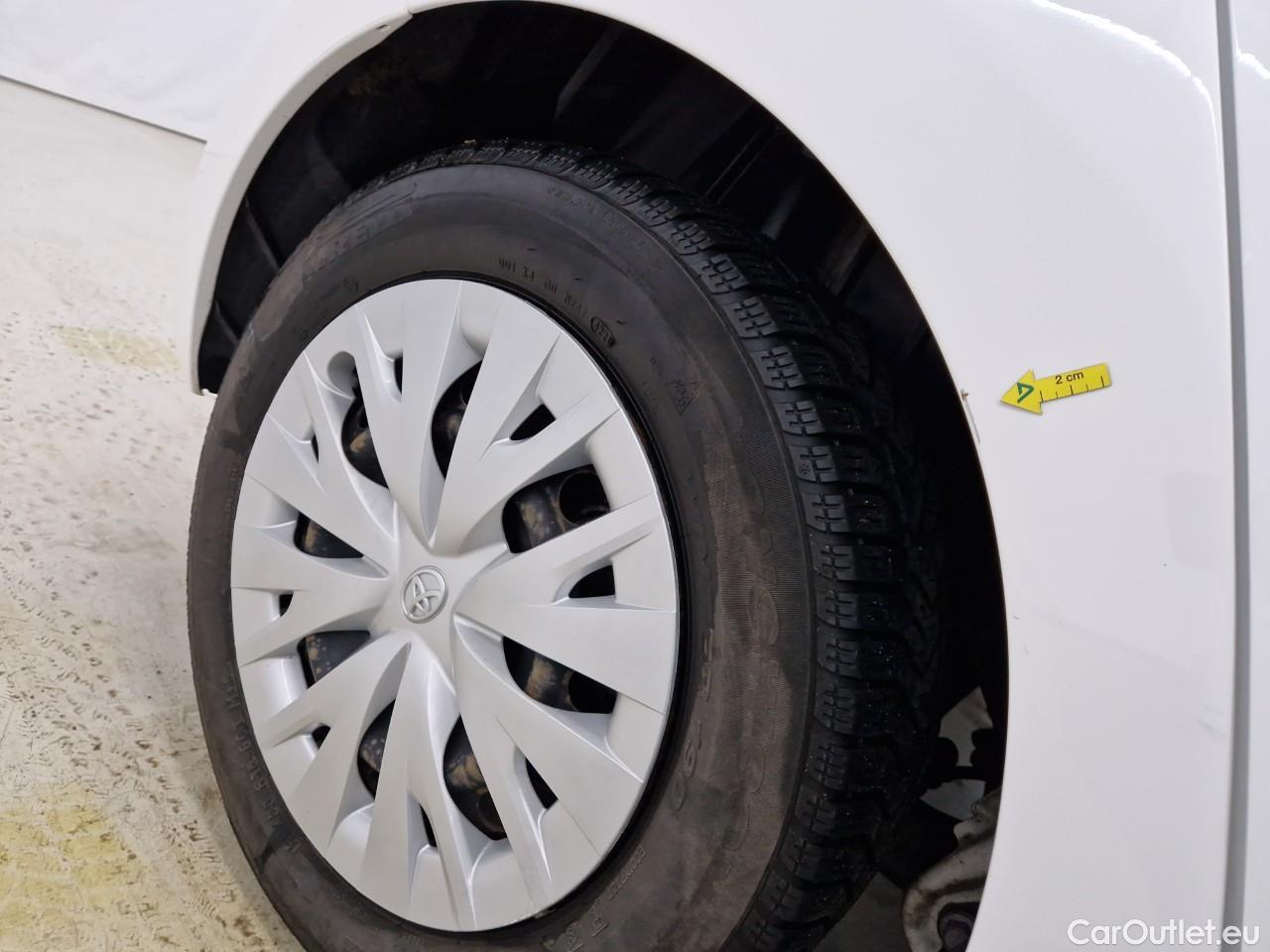  Toyota  Yaris 1.5 Hybrid Eco HYB Auto #17