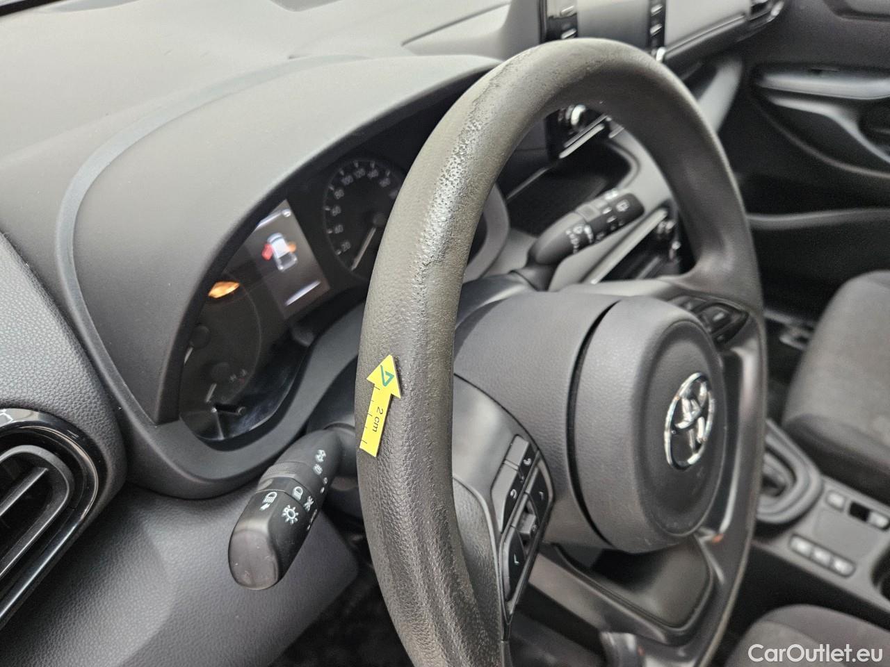  Toyota  Yaris 1.5 Hybrid Eco HYB Auto #41