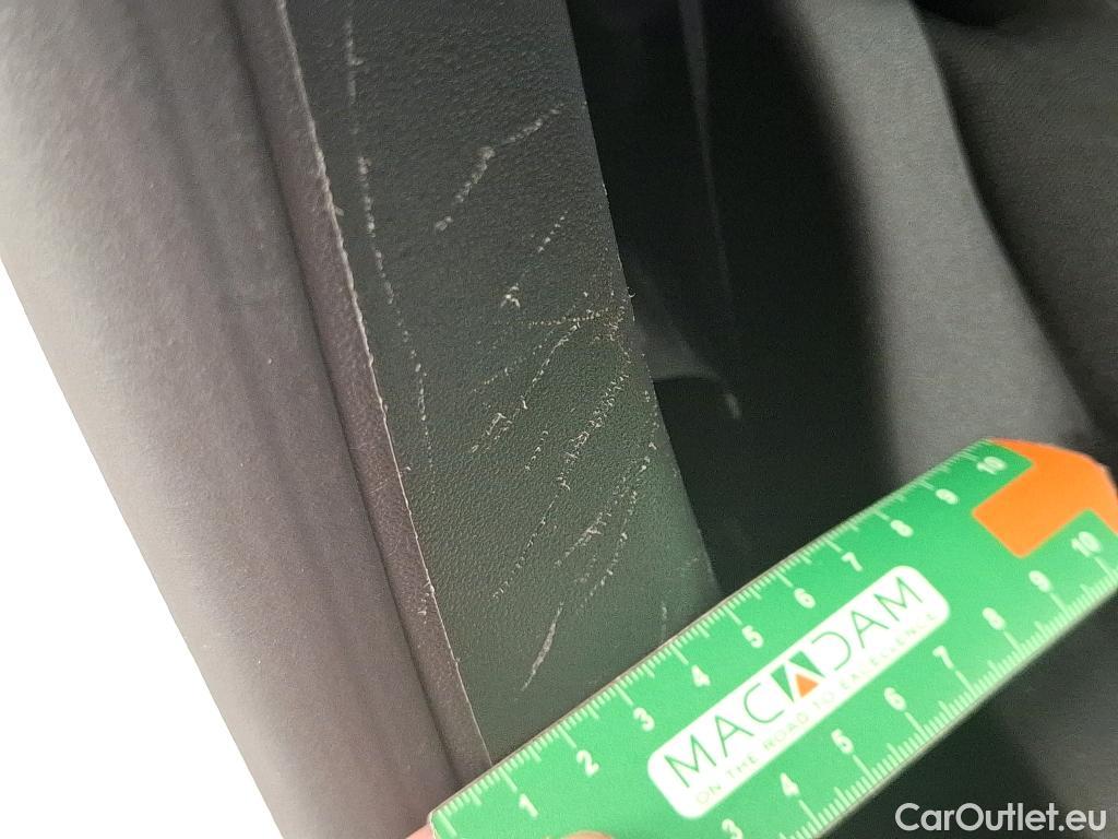  Citroen  C3  Société Feel 1.2 PureTech 80CV BVM5 E6d #4