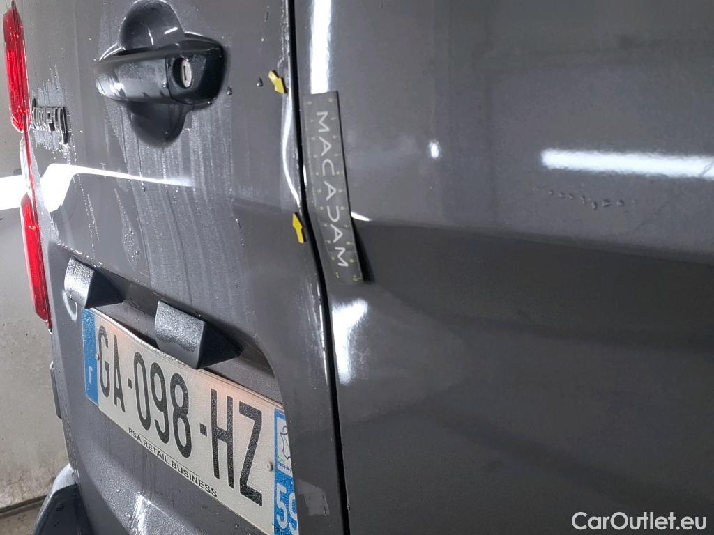  Citroen  Jumpy CITROEN  / 2016 / 4P / Fourgon tôlé M BlueHDi 120 S&S BVM6 (300 Nm) Club #19