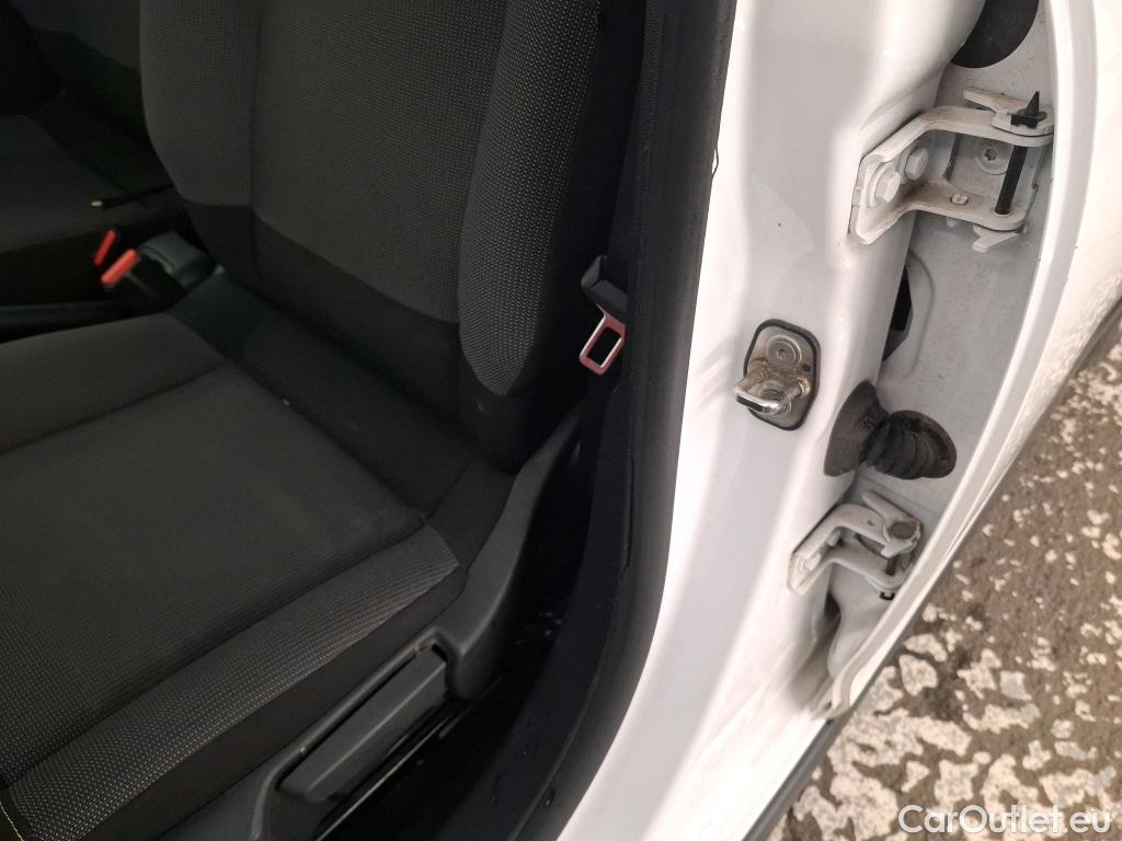  Citroen  C3  Société Feel 1.5 BlueHDI 100CV BVM6 E6d #7