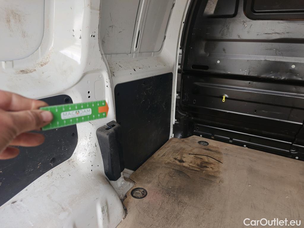  Citroen  Jumpy CITROEN  / 2016 / 4P / furgón Talla XS BlueHDi 120 S&S 6v CityVan #57