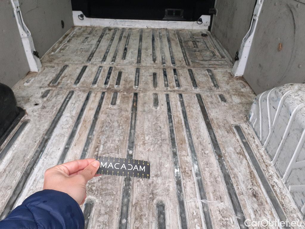  Ford  Transit FORD  / 2013 / 4P / furgón 350 96kW L3H2 Van Trend FWD MHEV #13