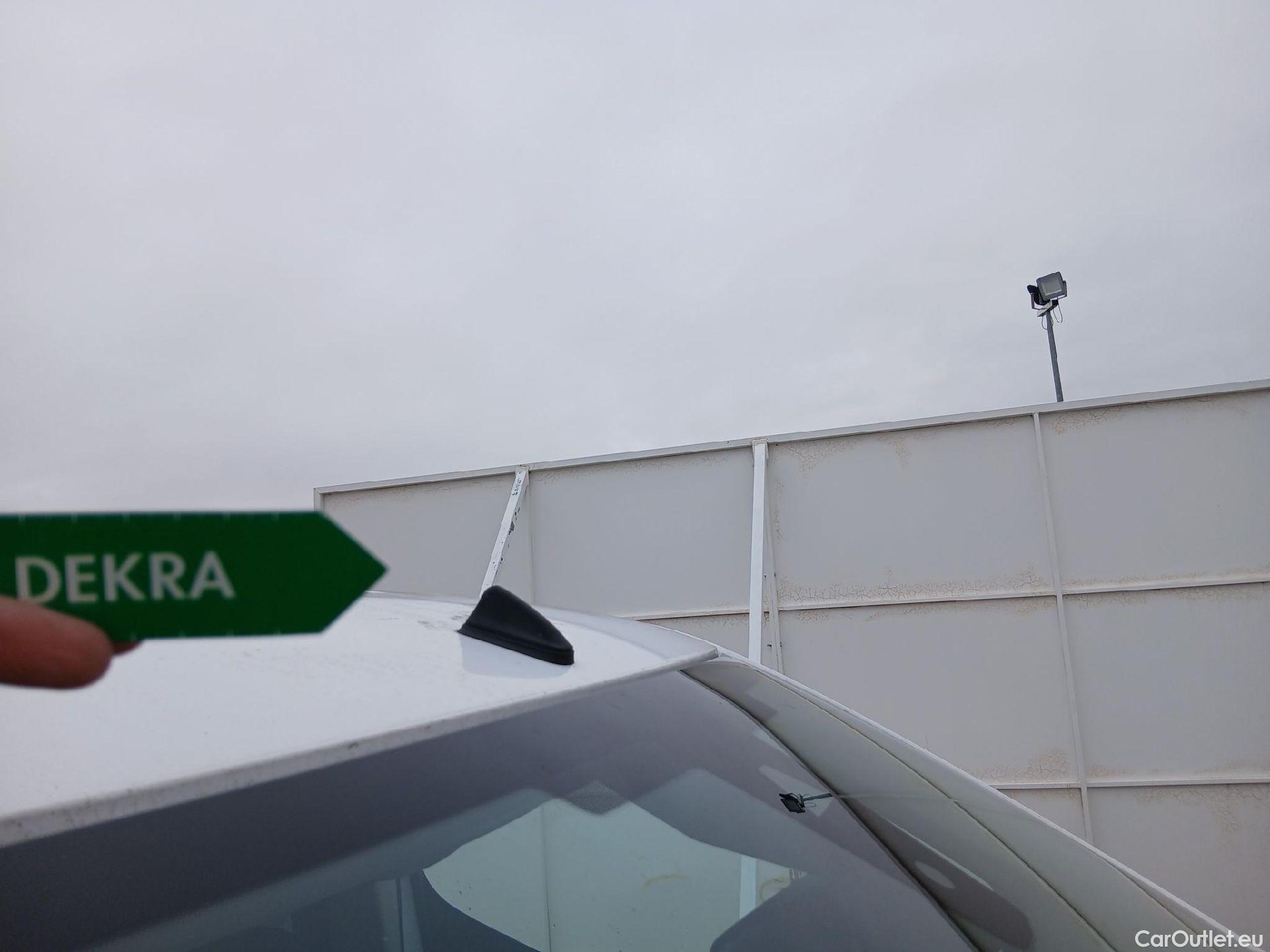  Peugeot  RIFTER PEUGEOT  / 2018 / 4P / combi Active Standard BlueHDi 73kW (IND) (AC2) #4