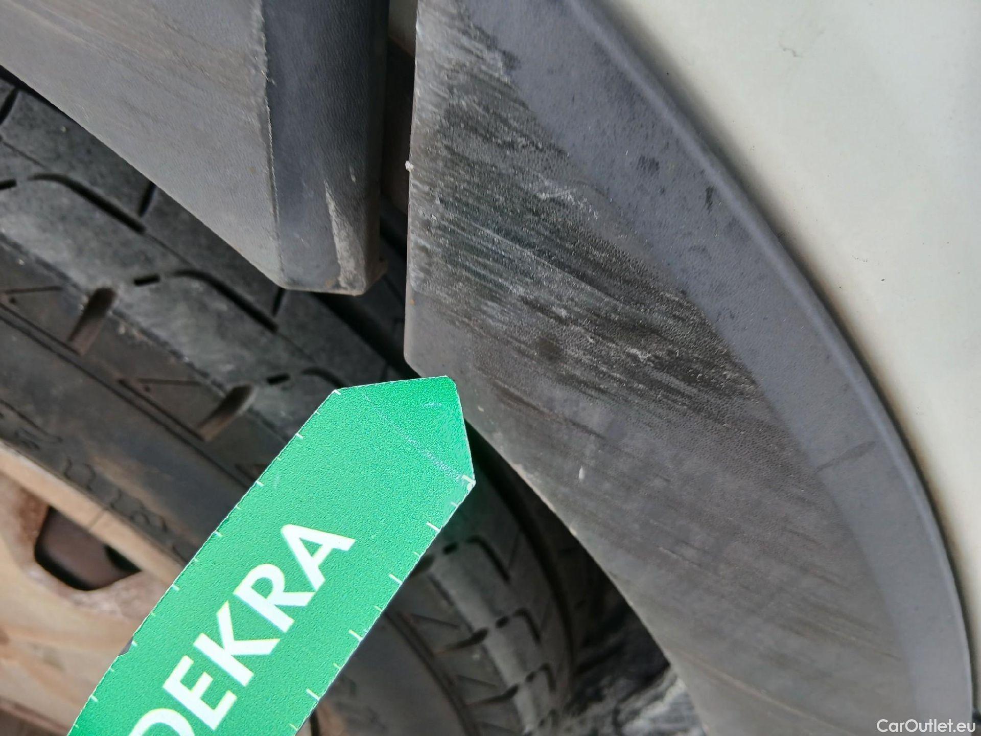  Ford  Transit FORD  / 2013 / 4P / furgón 350 96kW L3H2 Van Trend FWD #11