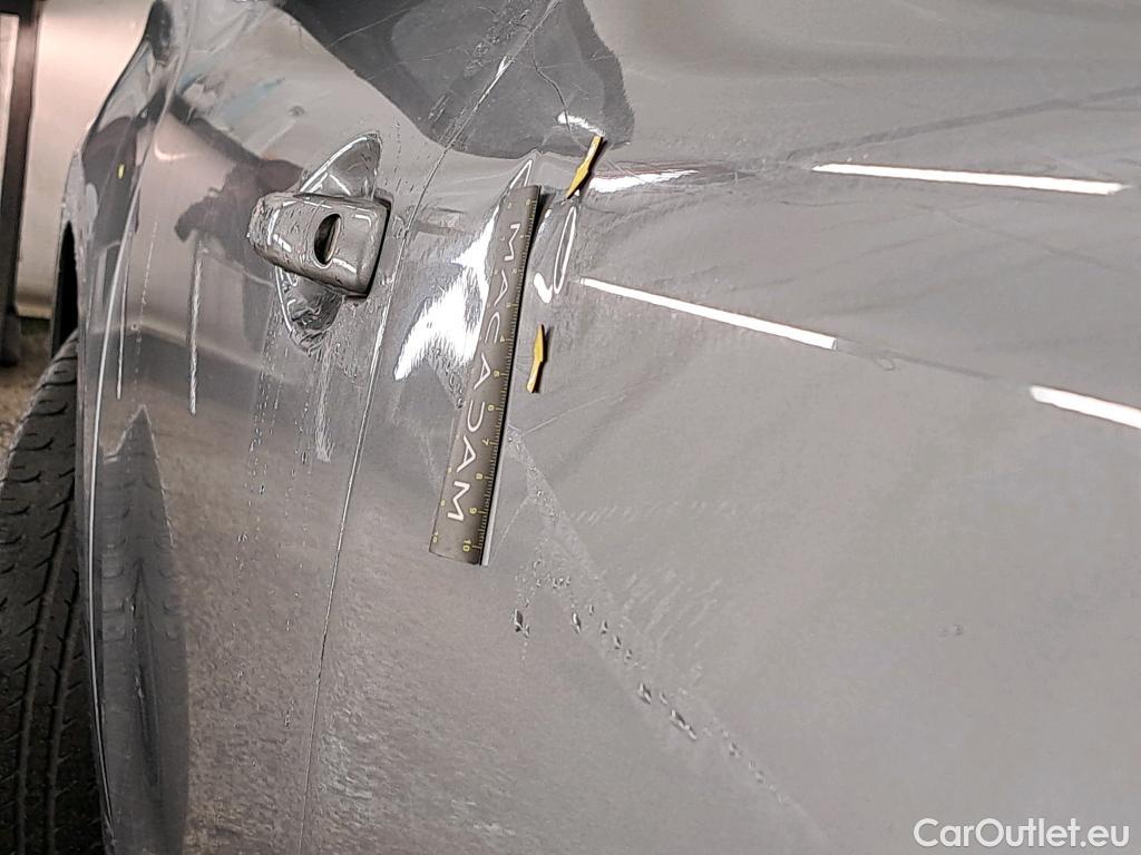  Peugeot  208  Affaire Premium Pack 1.5 HDi 100CV BVM5 E6dT #3