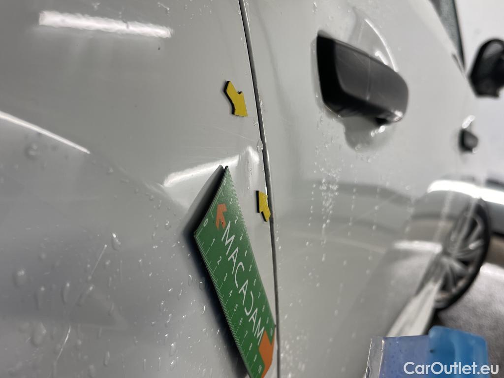  Peugeot  208  Premium 1.5 HDi 100CV BVM6 E6d #4