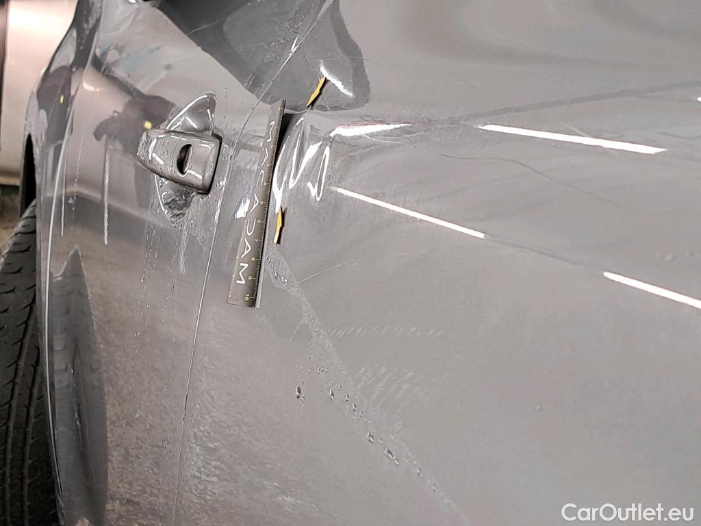  Peugeot  208  Affaire Premium Pack 1.5 HDi 100CV BVM5 E6dT #2