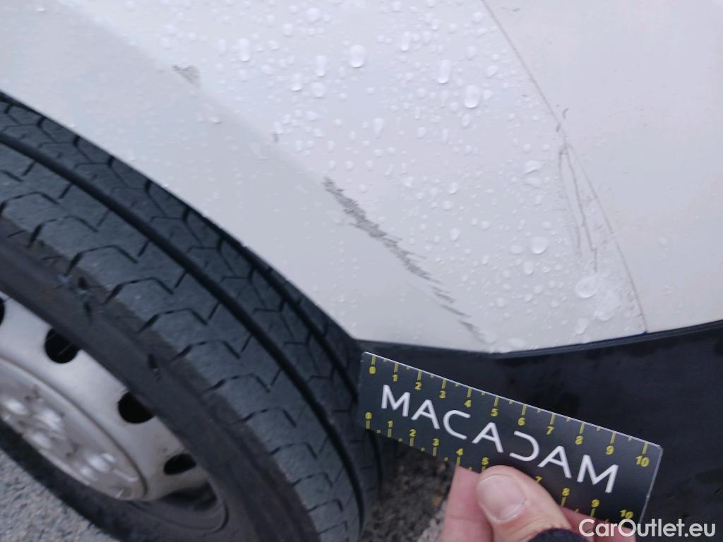  Citroen  Jumper CITROEN  / 2014 / 4P / furgón BlueHDi 96KW (130CV) Furgón 35L2H2 #25