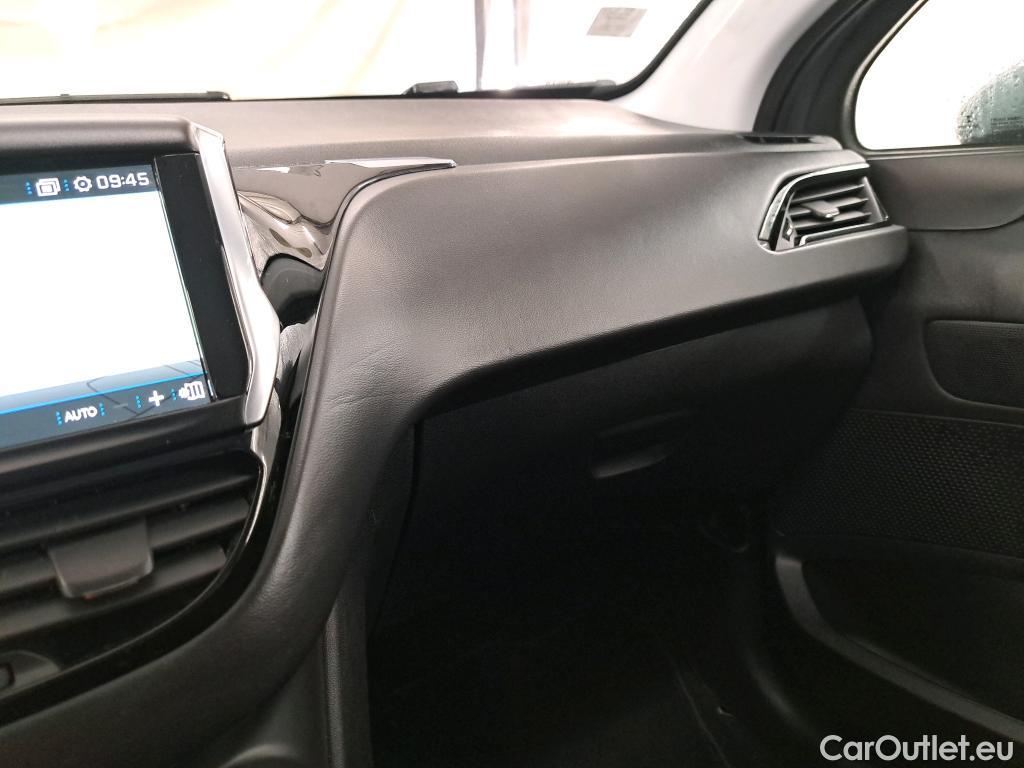  Peugeot  208  Affaire Premium Pack 1.5 HDi 100CV BVM5 E6dT #14