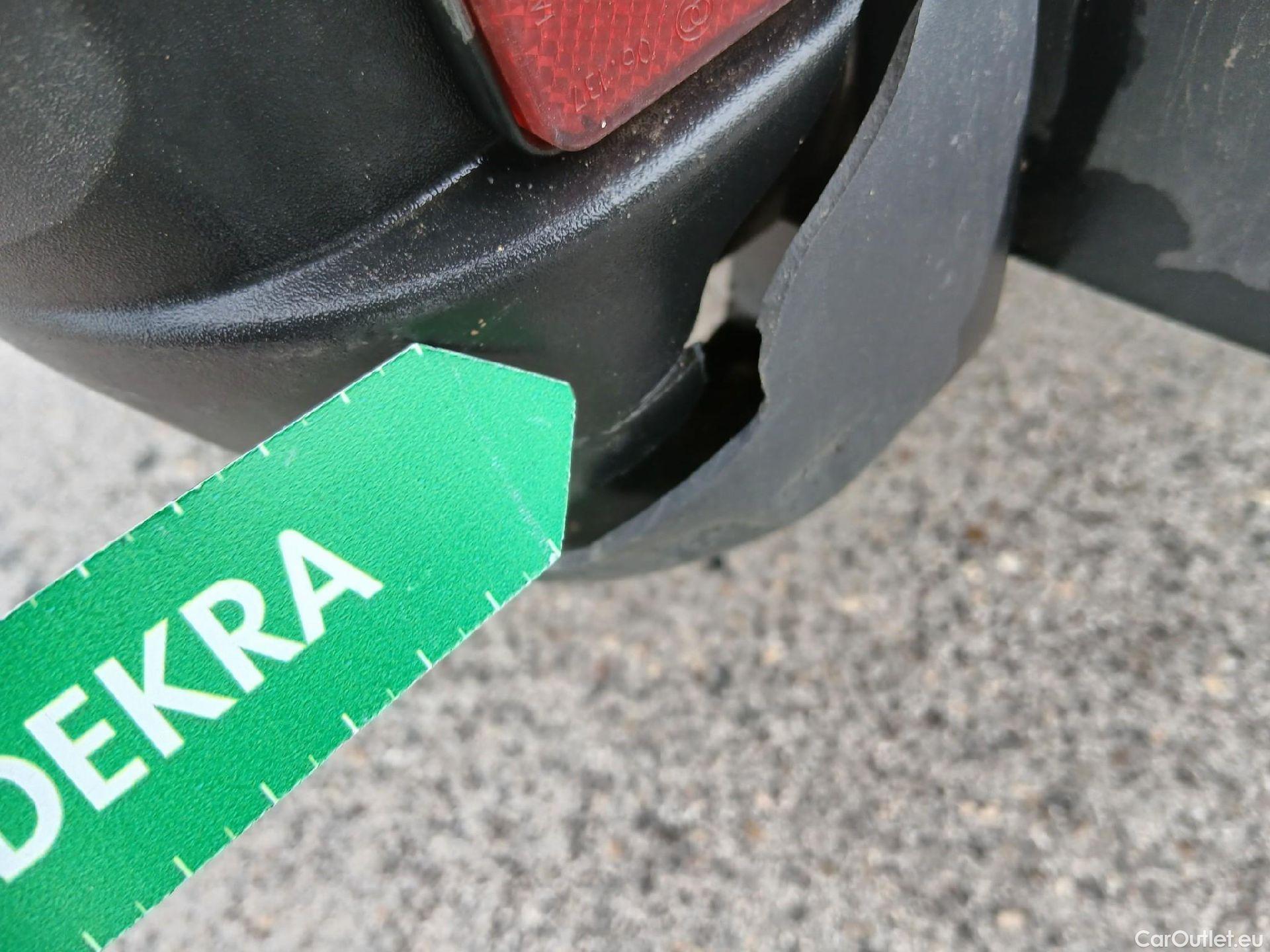  Iveco  Daily IVECO  / 2019 / 4P / combi 35S 14H V 4100/H2 16H M3 #23