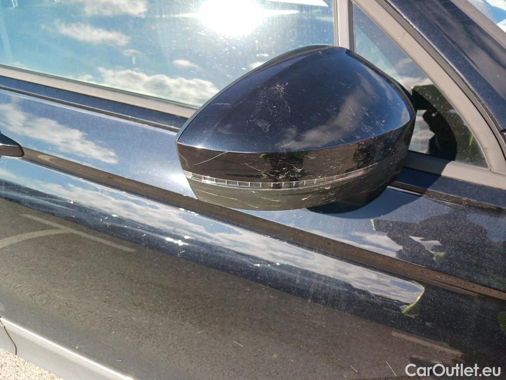  Volkswagen  Tiguan VOLKSWAGEN  / 2020 / 5P / todoterreno Life 2.0 TDI 110kW (150CV) DSG (AC2) #30