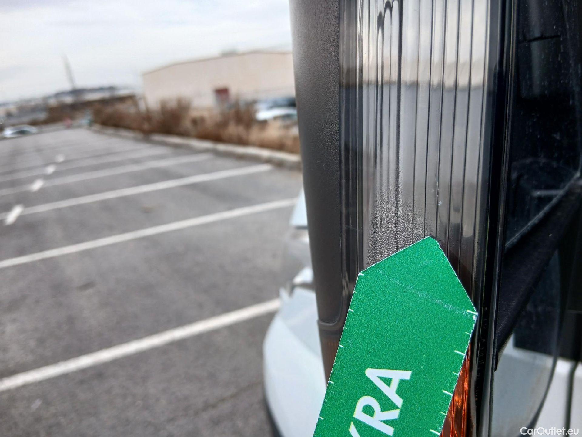  Iveco  Daily IVECO  / 2019 / 4P / combi 35S 14H V 4100/H2 16H M3 #6