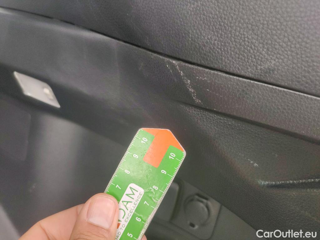  Toyota  RAV4 TOYOTA  / 2018 / 5P / todoterreno 2.5l PLUG-IN 300PH (e-CVT) Advance #10